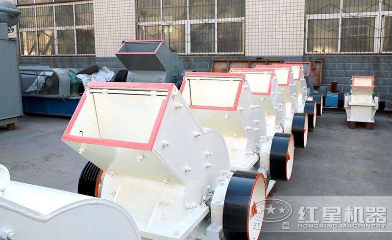 小型錘式破碎機廠家，現(xiàn)貨提供，可到場帶料免費咨詢