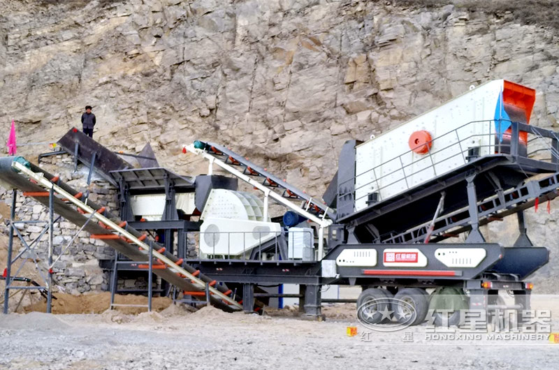 車載石頭粉碎機作業現場 車載石頭粉碎機作業現場