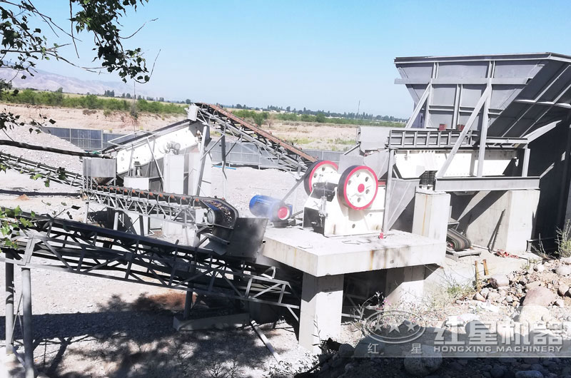 “石灰石”破碎石子生產線現場 “石灰石”破碎石子生產線現場