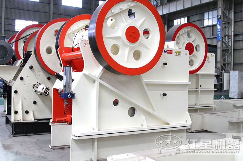 顎式破碎機設備圖 顎式破碎機設備圖
