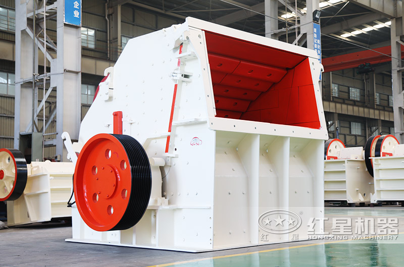 反擊式破碎機(jī)，成品呈立方體狀，粒形好