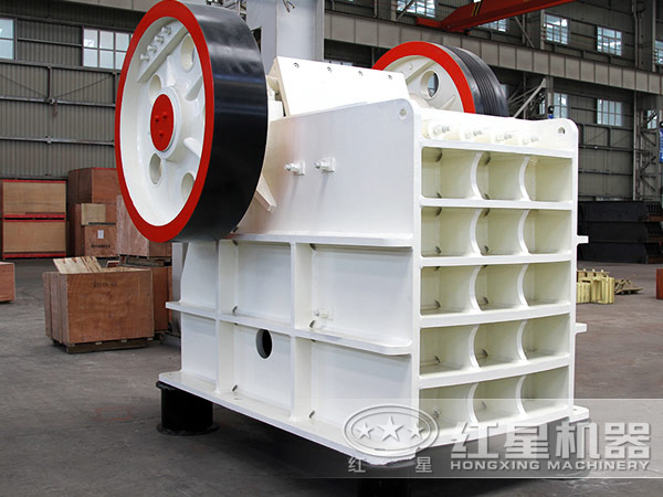 鄂式破碎機 鄂式破碎機